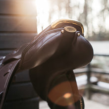 Load image into Gallery viewer, Jumping Saddle for sale