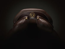 Load image into Gallery viewer, Phoenix Elite Jumping Saddle