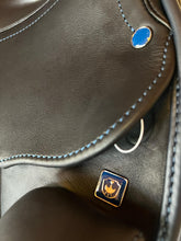 Load image into Gallery viewer, Centurion II Dressage Saddle Black 17.5&quot; 32cm TreeClix MagicTack Blue Accents

